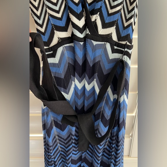 NWT BCBG Max Azria Silk with white linen dress Blue Black and white - Picture 2 of 6